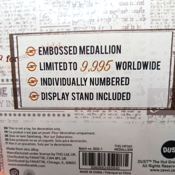 Harry Potter Limited Edition Knight Bus Medallion + Harry Potter Festival Shirt - Picture 7 of 9